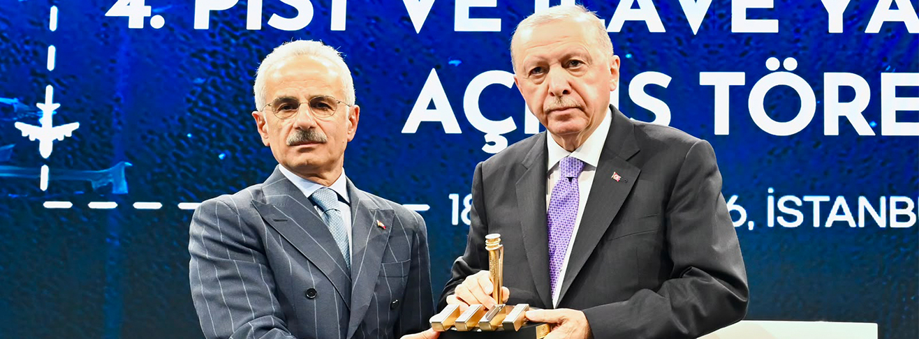 CUMHURBAŞKANI ERDOĞAN’IN TALİMATIYLA 4. PİSTTEN İLK UÇAK HAVALANDI