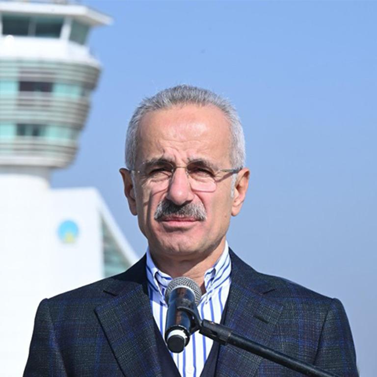 ANTALYA HAVALİMANI REKORLARA DOYMUYOR