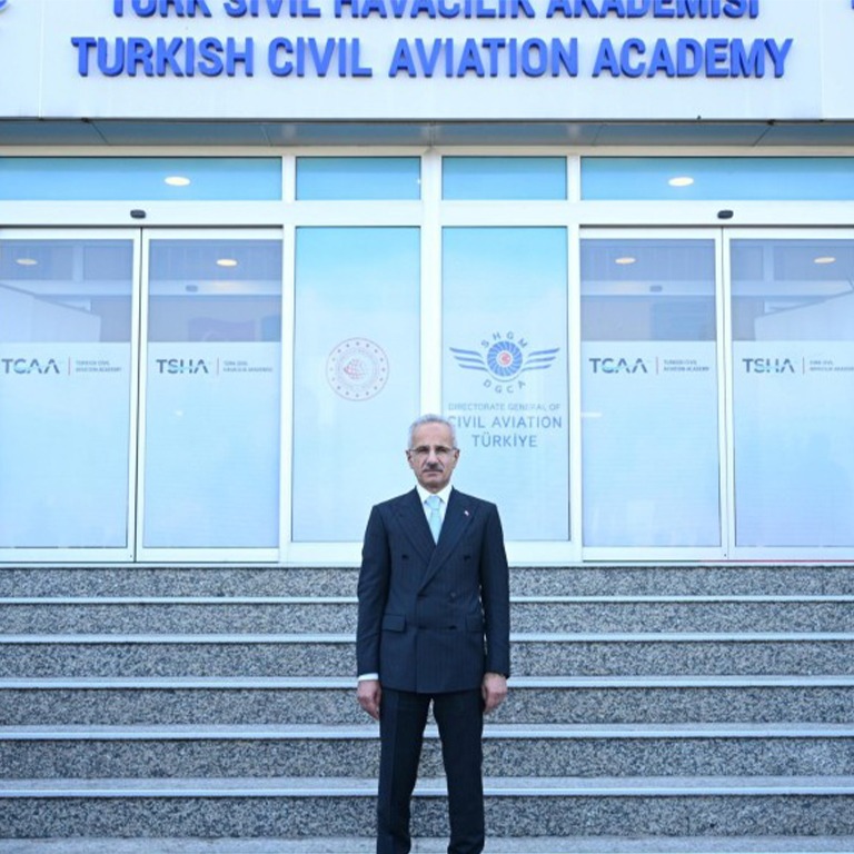 BAKAN URALOĞLU’NDAN 12 YENİ İÇ HAT MÜJDESİ