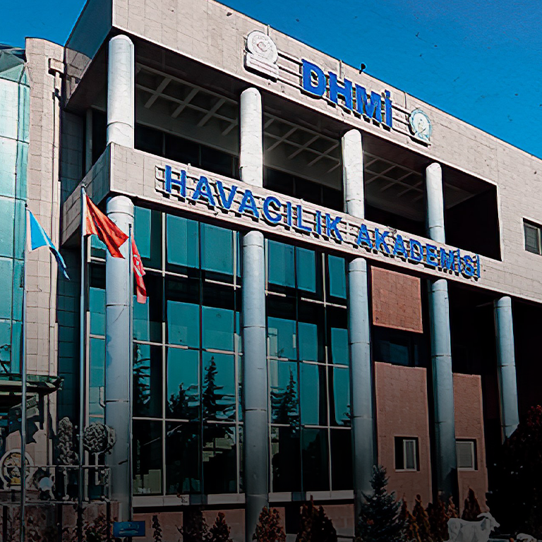 DHMİ HAVACILIK AKADEMİSİ SALGIN SÜRECİNDE DE FAALİYETLERİNİ AKSATMADAN SÜRDÜRÜYOR