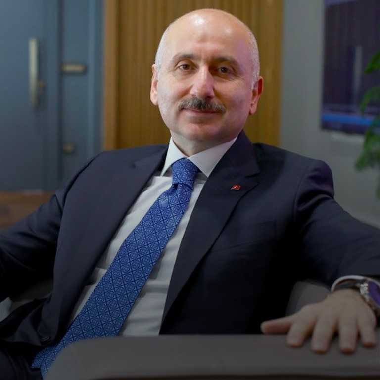 ULAŞTIRMA VE ALTYAPI BAKANI ADİL KARAİSMAİLOĞLU: AVRUPA HAVALİMANLARINDA BİRİNCİLİK TÜRKİYE’NİN OLDU