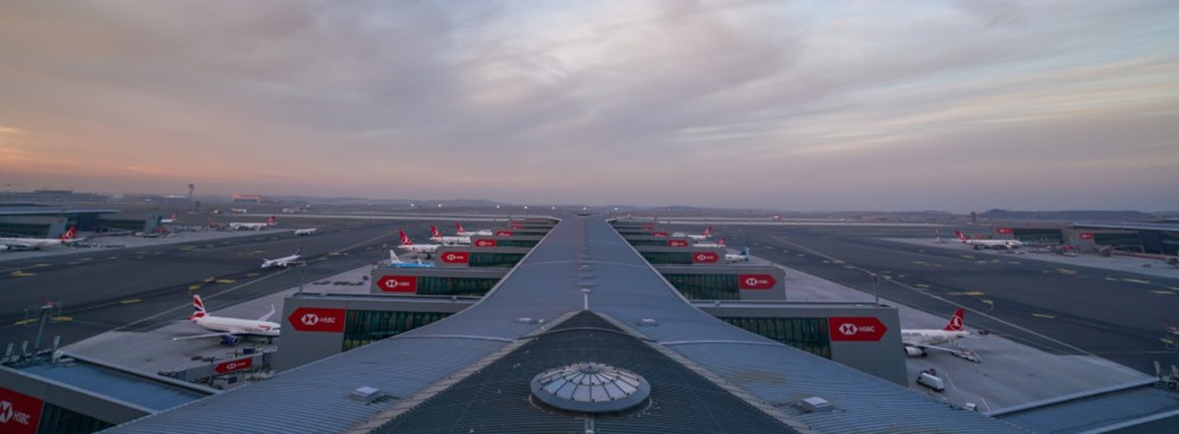 İSTANBUL’DAKİ HAVALİMANLARI 39 MİLYONU TAŞIDI