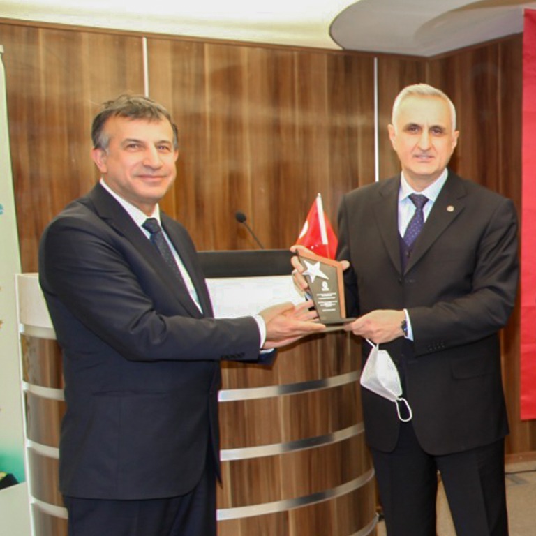 DHMİ E-DOĞRUDAN TEMİN PROJESİNE İLHAM VEREN KAMU YÖNETİMİ PROJELERİ ÖDÜLÜ 