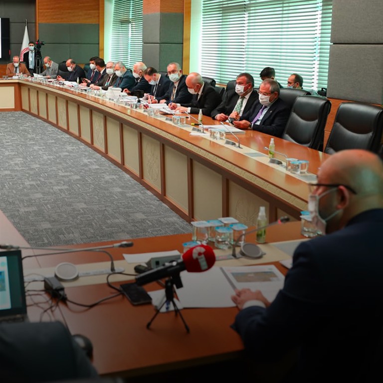 KİT KOMİSYONUNDA, DHMİ GENEL MÜDÜRLÜĞÜNÜN 2017-2018 YILLARINA AİT BİLANÇO VE NETİCE HESAPLARI İBRA EDİLDİ