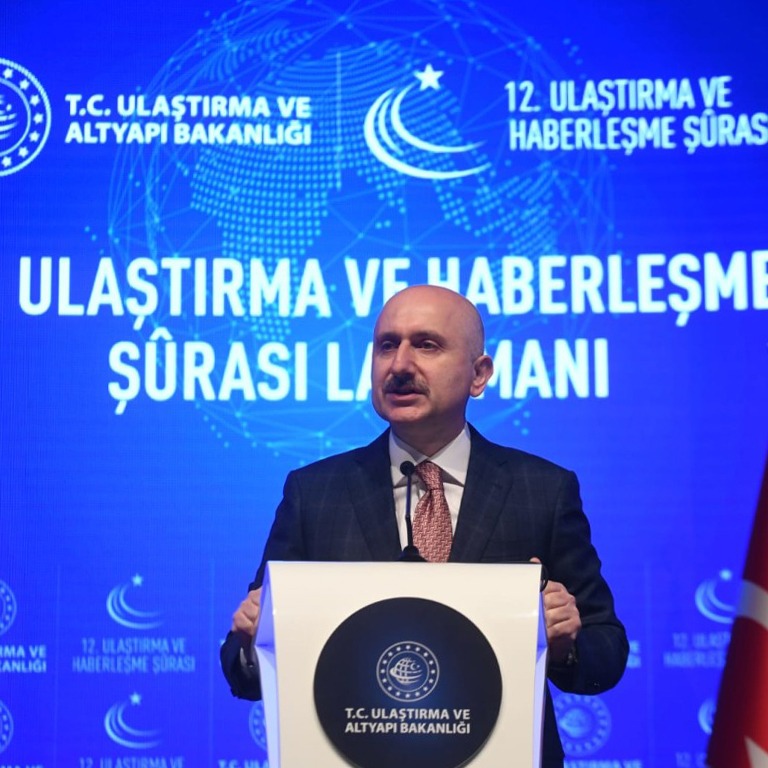 ULAŞTIRMA VE ALTYAPI BAKANI KARAİSMAİLOĞLU : GELECEK YILLARIN ULAŞTIRMA VE İLETİŞİM HARİTASINI TASARLIYORUZ