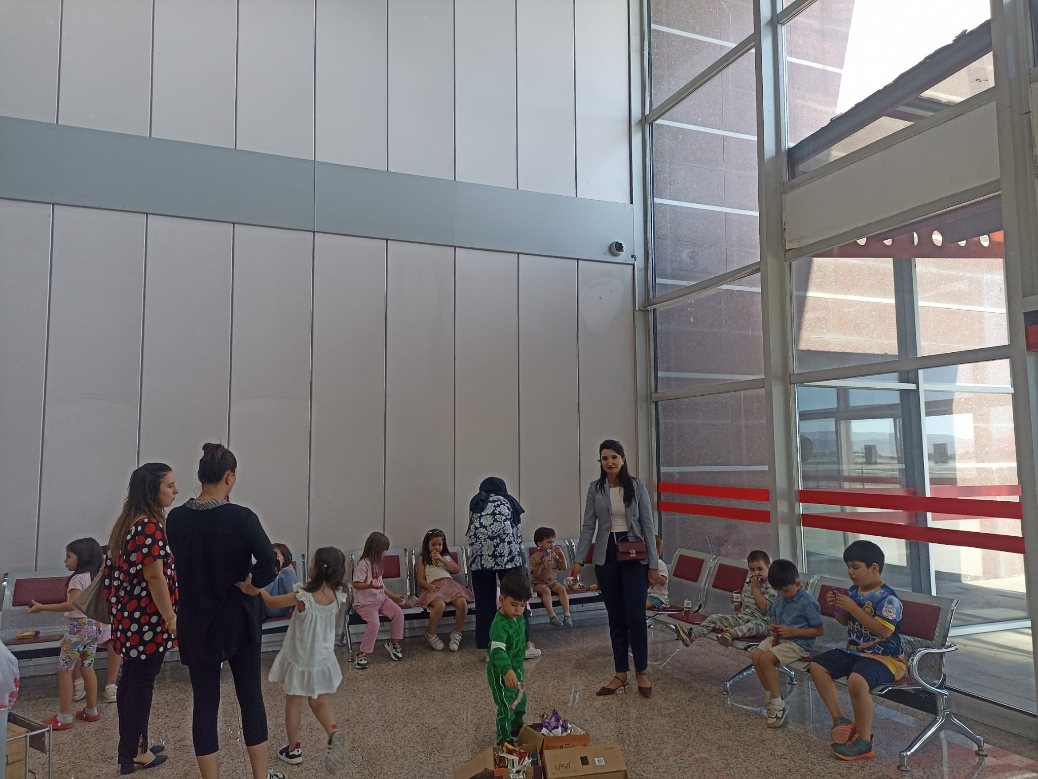 KREŞ ÖĞRENCİLERİNDEN HAVALİMANIMIZA ZİYARET 