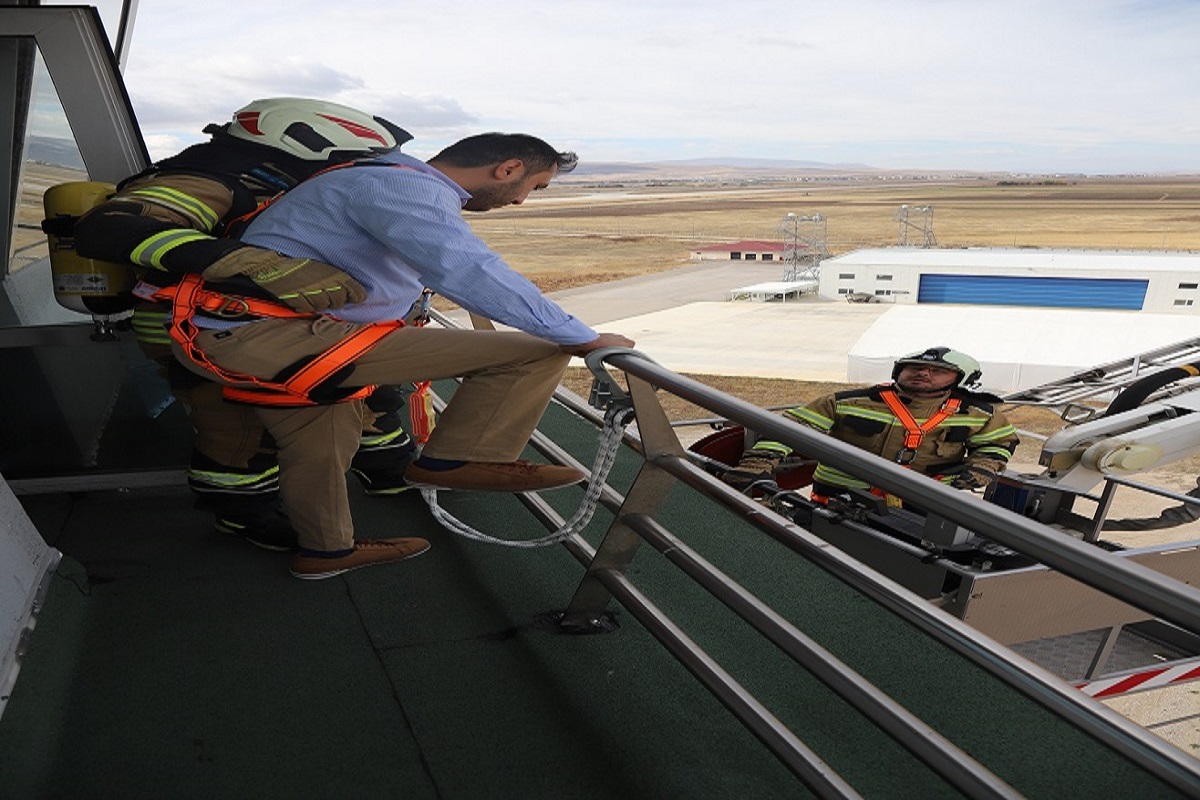 HAVALİMANIMIZDA DOĞAL AFET MÜDAHALE, KURTARMA VE TAHLİYE TATBİKATI GERÇEKLEŞTİRİLDİ