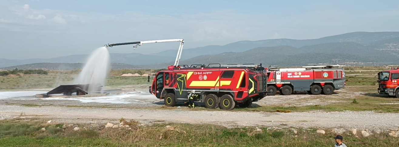 Havalimanımızda Ateşli Yangın Tatbikatı Gerçekleştirildi