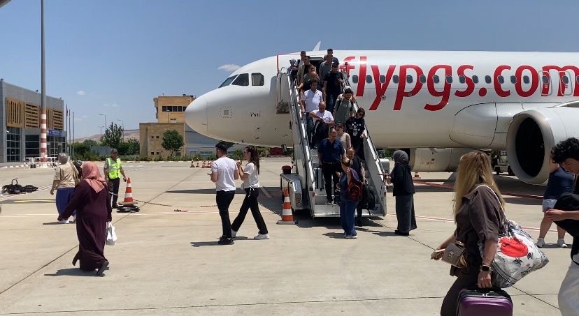 EKİM AYINDA BATMAN HAVALİMANI’NDA 67.673 YOLCUYA HİZMET VERİLDİ