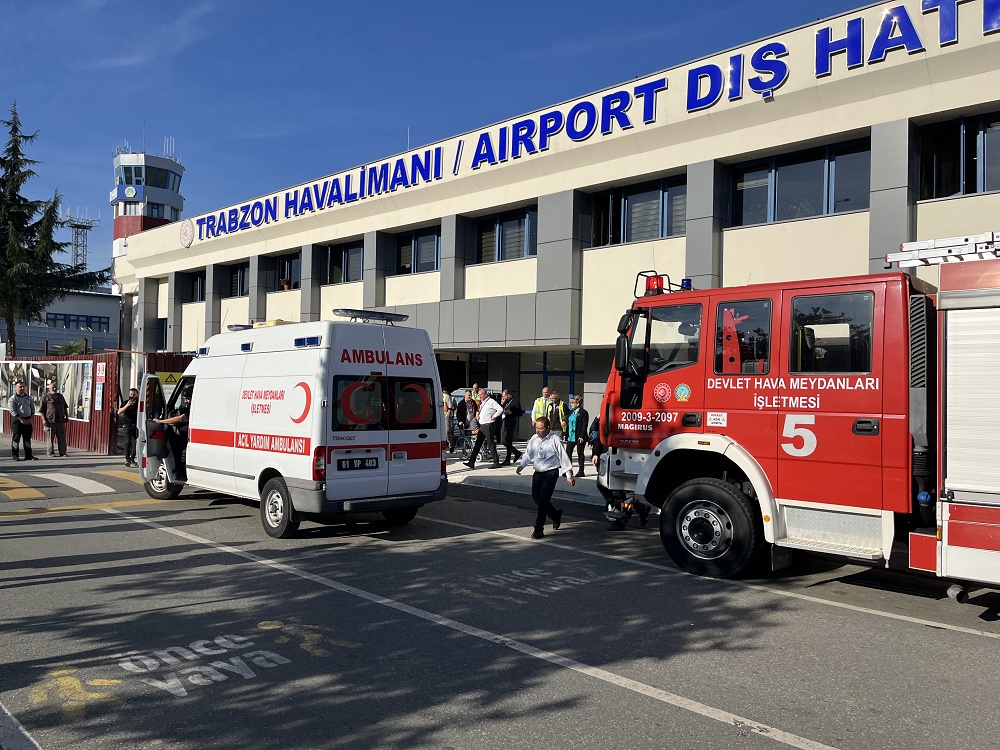 TRABZON HAVALİMANI BAŞMÜDÜRLÜĞÜ TARAFINDAN ACİL DURUM TATBİKATI GERÇEKLEŞTİRİLMİŞTİR. 
