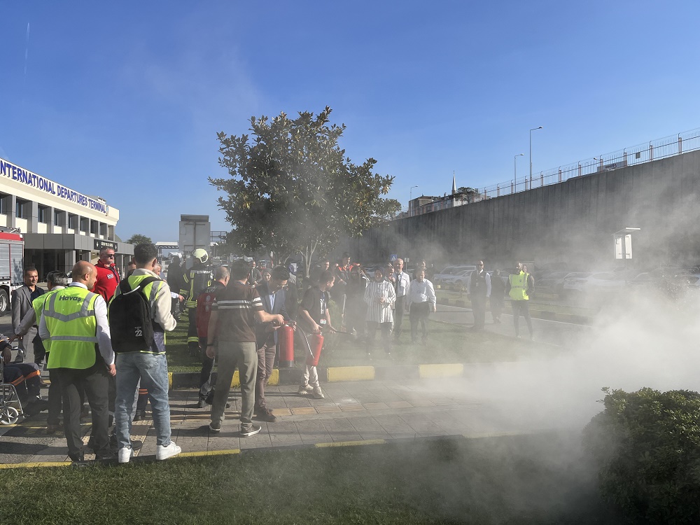 TRABZON HAVALİMANI BAŞMÜDÜRLÜĞÜ TARAFINDAN ACİL DURUM TATBİKATI GERÇEKLEŞTİRİLMİŞTİR. 