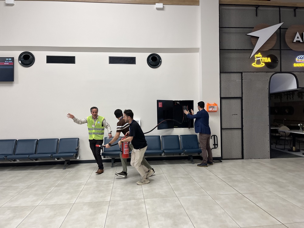 TRABZON HAVALİMANI BAŞMÜDÜRLÜĞÜ TARAFINDAN ACİL DURUM TATBİKATI GERÇEKLEŞTİRİLMİŞTİR. 