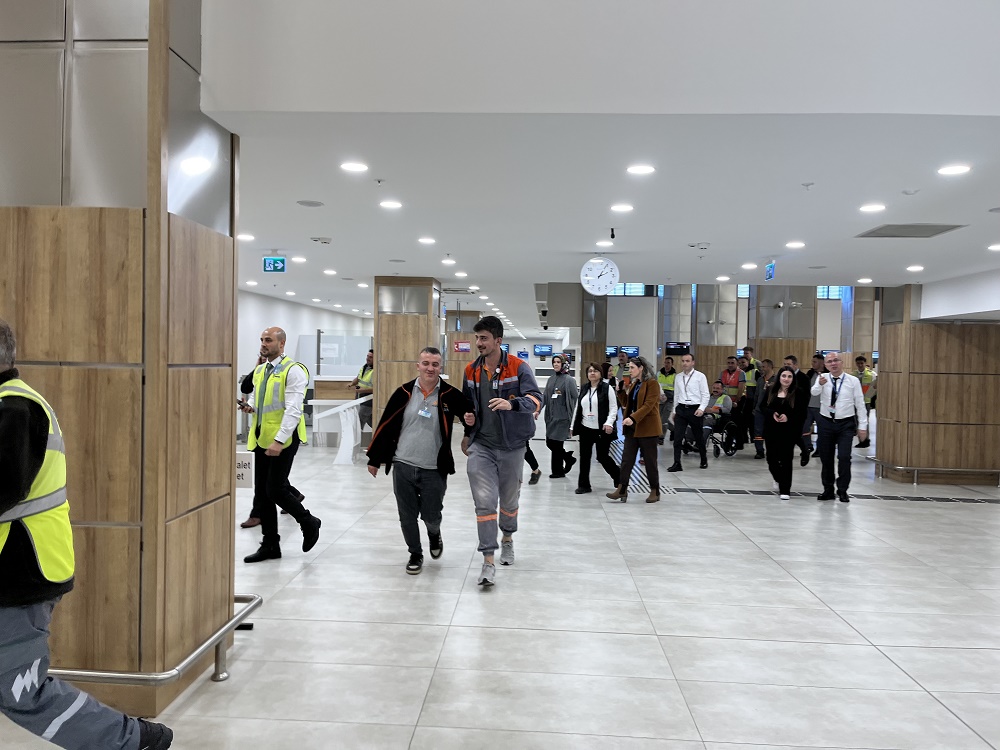 TRABZON HAVALİMANI BAŞMÜDÜRLÜĞÜ TARAFINDAN ACİL DURUM TATBİKATI GERÇEKLEŞTİRİLMİŞTİR. 