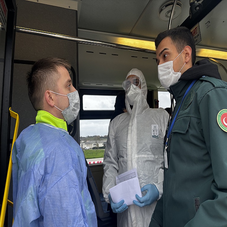 HAVALİMANIMIZDA 2025 YILI BULAŞICI HASTALIK EYLEM PLANI SAHA TATBİKATI GERÇEKLEŞTİRİLDİ 