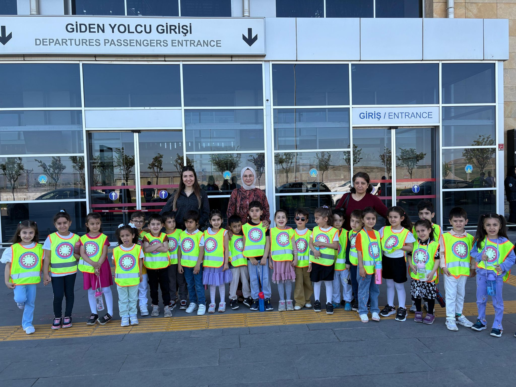 BATMAN HAVALİMANI KAPILARINI MİNİK ÖĞRENCİLERE AÇTI