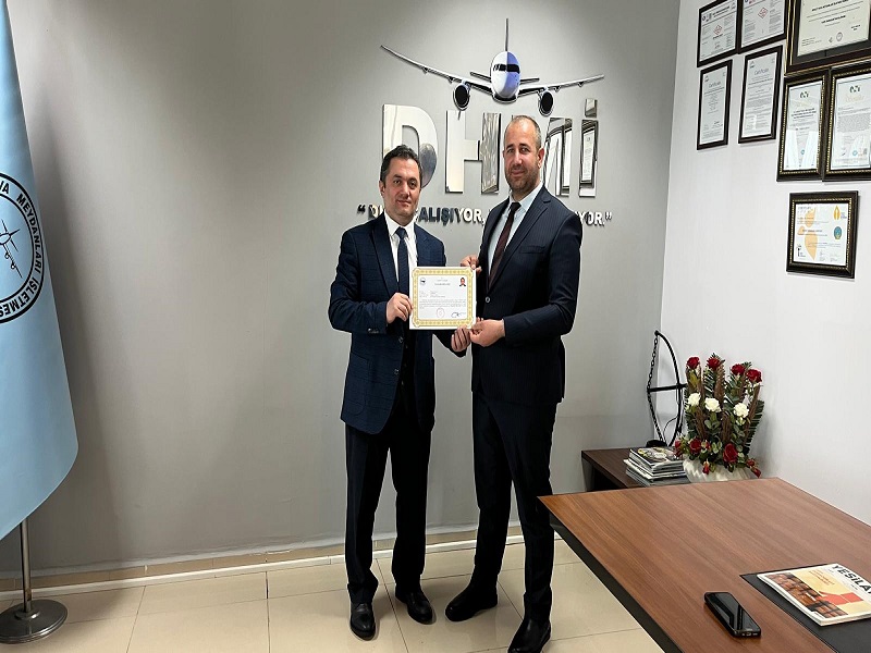 HAVALİMANI PERSONELLERİMİZE BAŞARI BELGESİ TAKDİM EDİLDİ