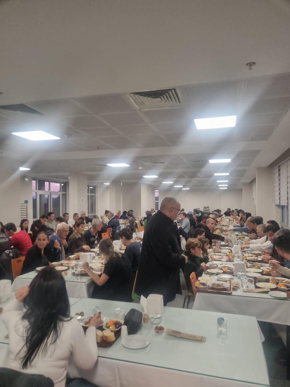 İzmir Adnan Menderes Havalimanı 2026 İftar Programı