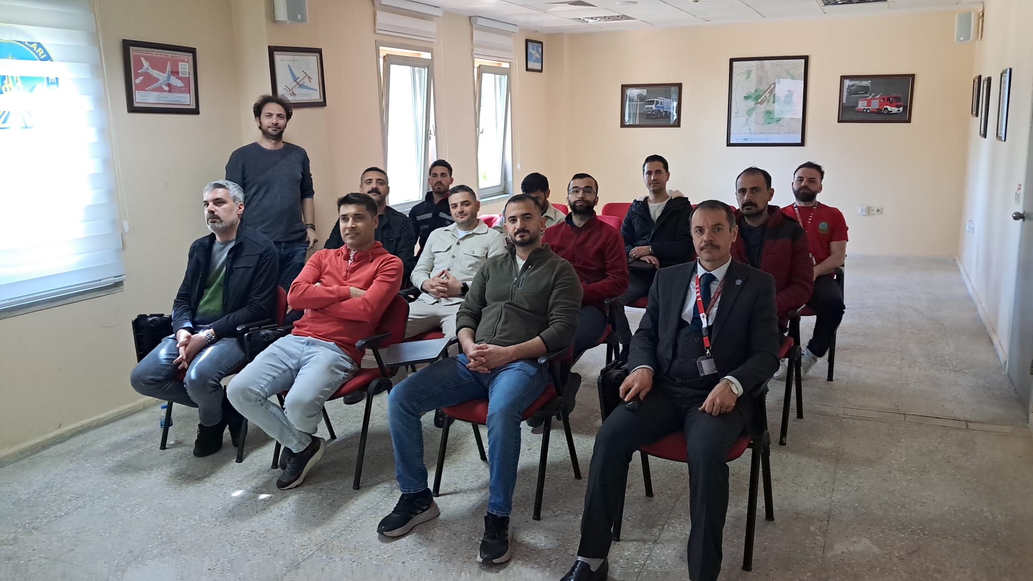 Havalimanımızda Uçak Kaldırma Kemerleri Eğitimi ve Tatbikatı Yapıldı.