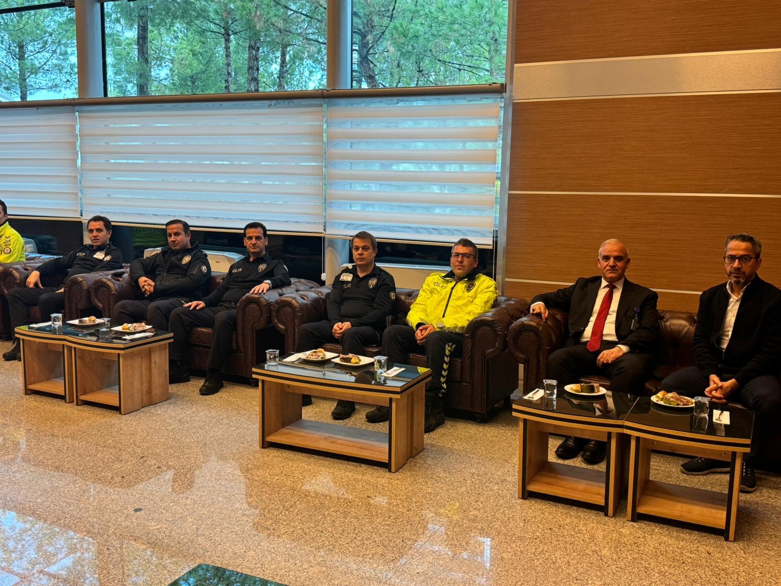 HAVALİMANIMIZDA POLİS HAFTASI KUTLANDI