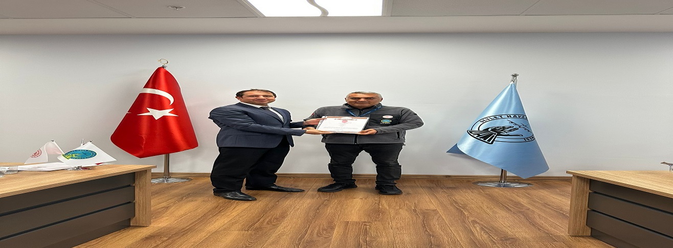 GAZİANTEP HAVALİMANI PERSONELLERİNE VALİLİK TARAFINDAN BAŞARI BELGESİ VERİLDİ