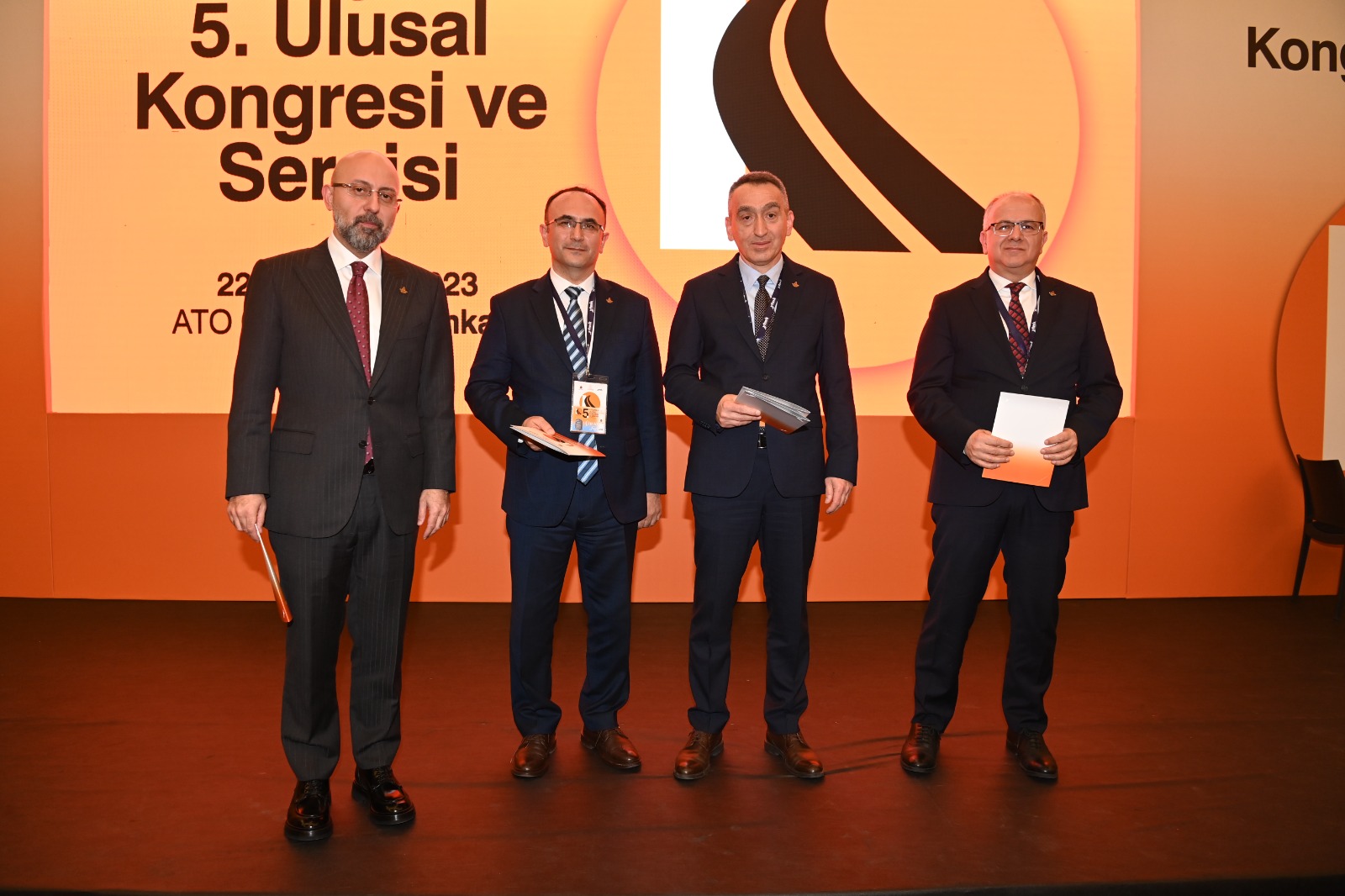 YK BAŞKANI VE GENEL MÜDÜRÜMÜZ HÜSEYİN KESKİN KARAYOLU 5. ULUSAL KONGRESİ VE SERGİSİ KAPSAMINDA DÜZENLENEN TÜRKİYE YÜZYILINDA ULAŞIM PANELİNDE KONUŞTU