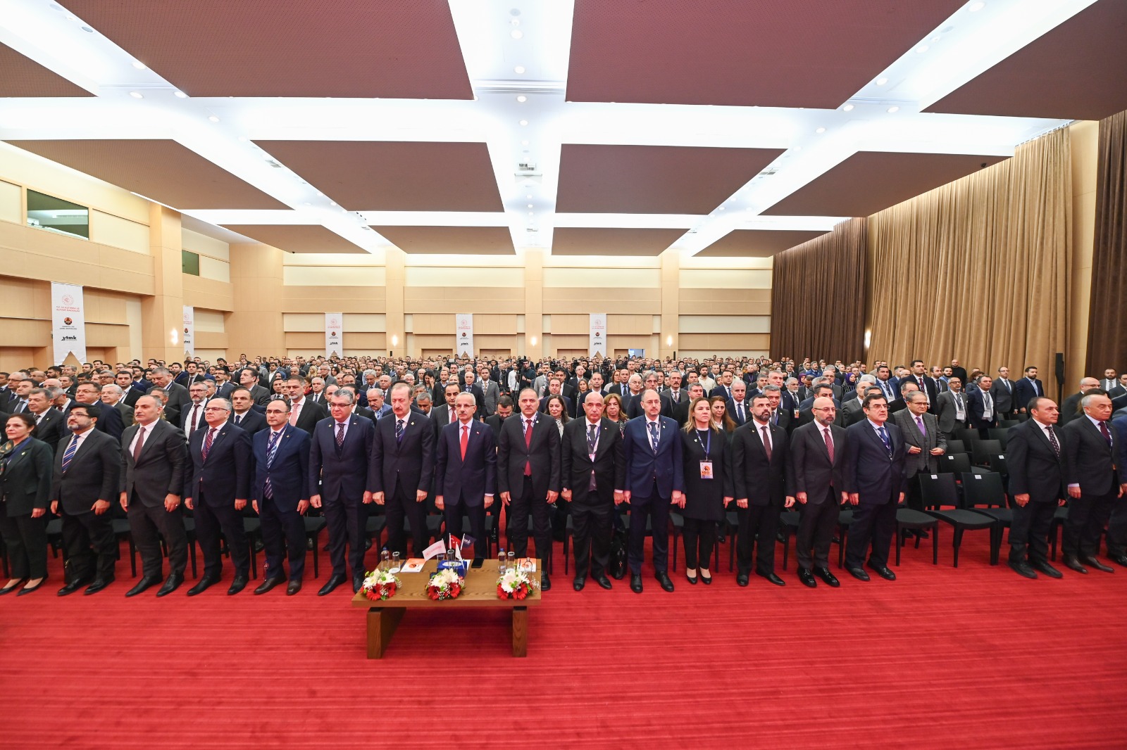 YK BAŞKANI VE GENEL MÜDÜRÜMÜZ HÜSEYİN KESKİN KARAYOLU 5. ULUSAL KONGRESİ VE SERGİSİ KAPSAMINDA DÜZENLENEN TÜRKİYE YÜZYILINDA ULAŞIM PANELİNDE KONUŞTU
