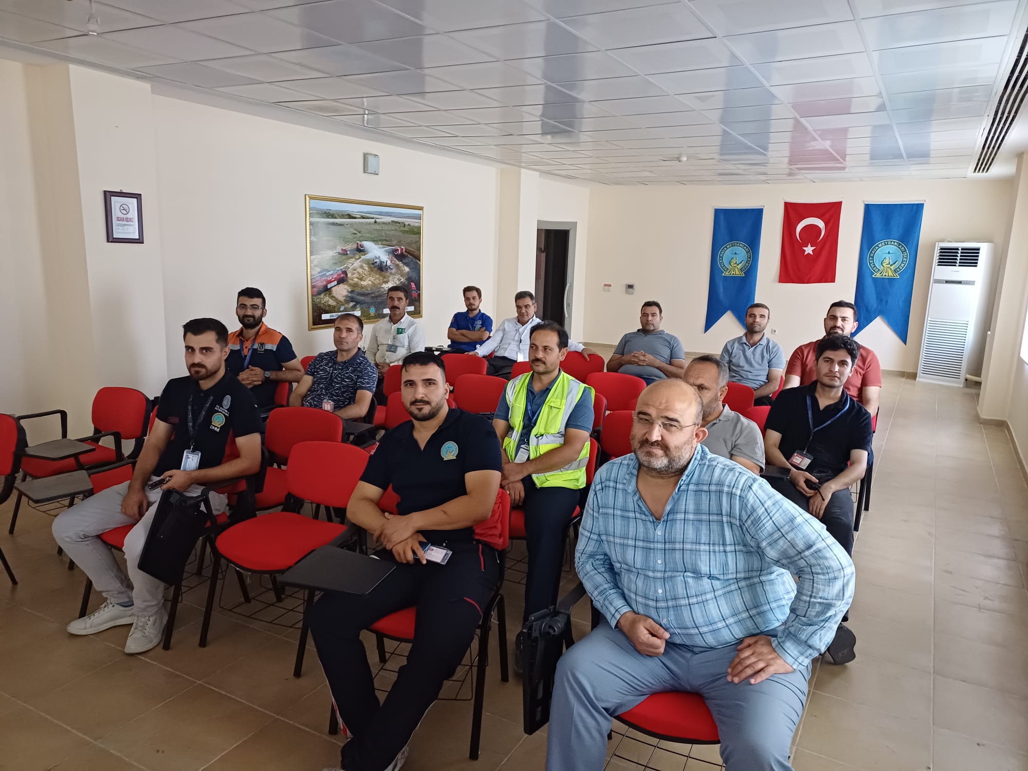 Havalimanımızda Telsizle Haberleşme Eğitimi Düzenlendi