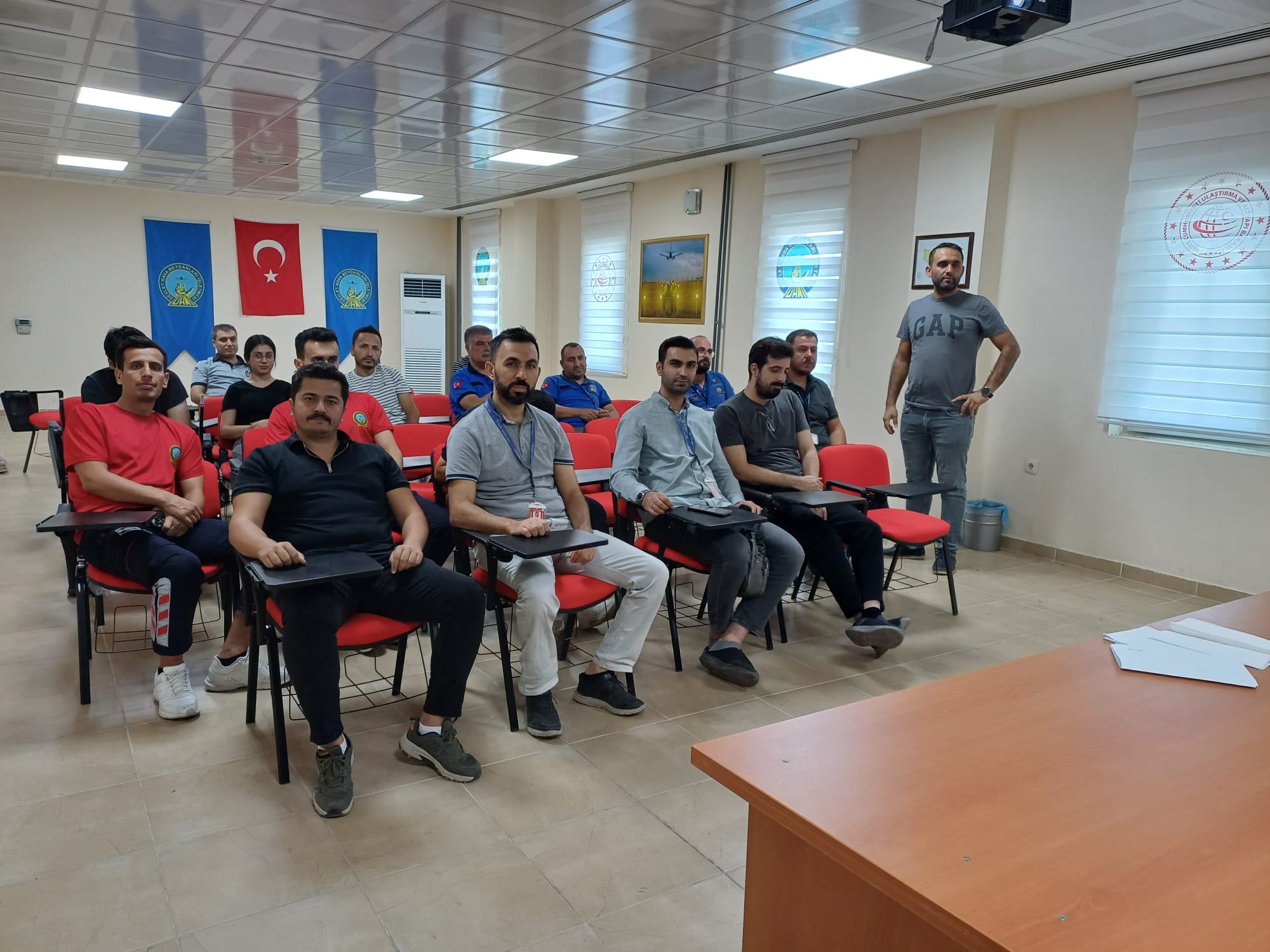 Havalimanımızda Telsizle Haberleşme Eğitimi Düzenlendi