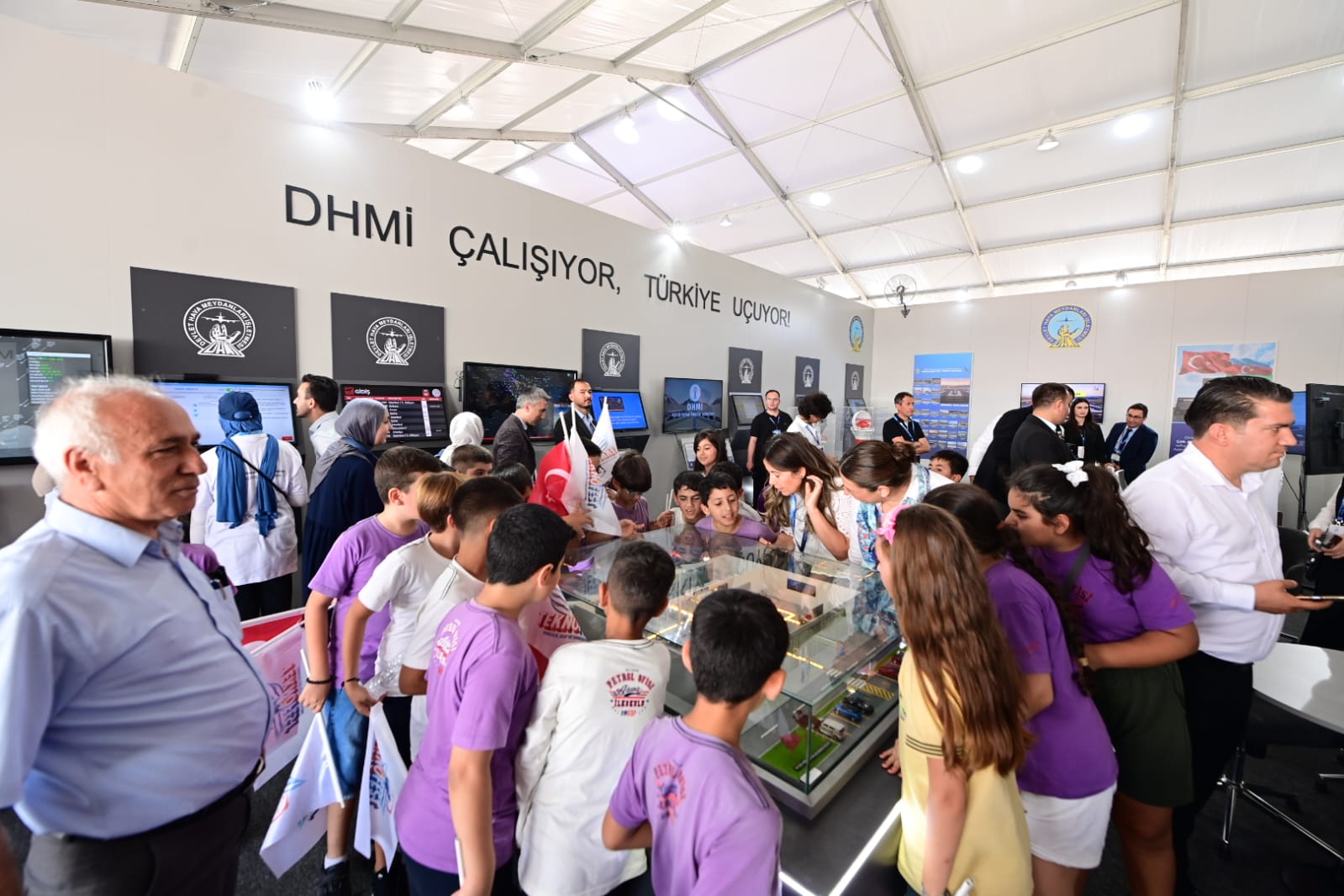 TEKNOFEST ADANA TÜM HIZIYLA DEVAM EDİYOR.