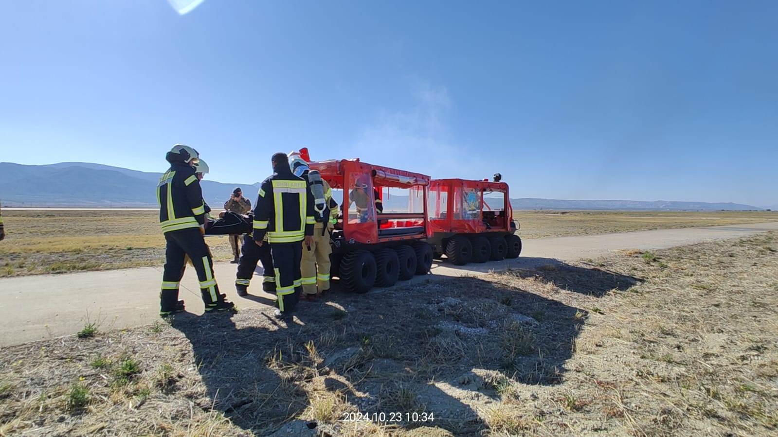 Havalimanımızda Dar(Kısmi) Katılımlı Ateşli Yangın Tatbikatı Gerçekleştirilmiştir.