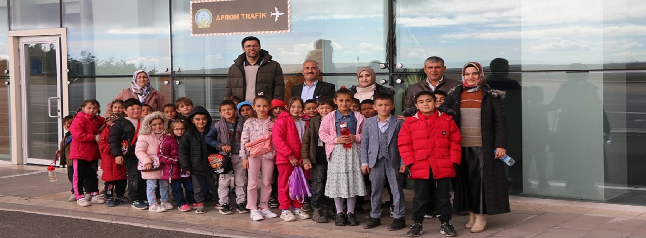 HAVALİMANIMIZ, YILDIZELİ BEDEL İLKOKULU ÖĞRENCİLERİNİ AĞIRLADI