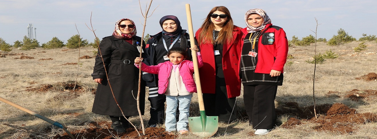HAVALİMANIMIZDA MİLLİ AĞAÇLANDIRMA GÜNÜ 