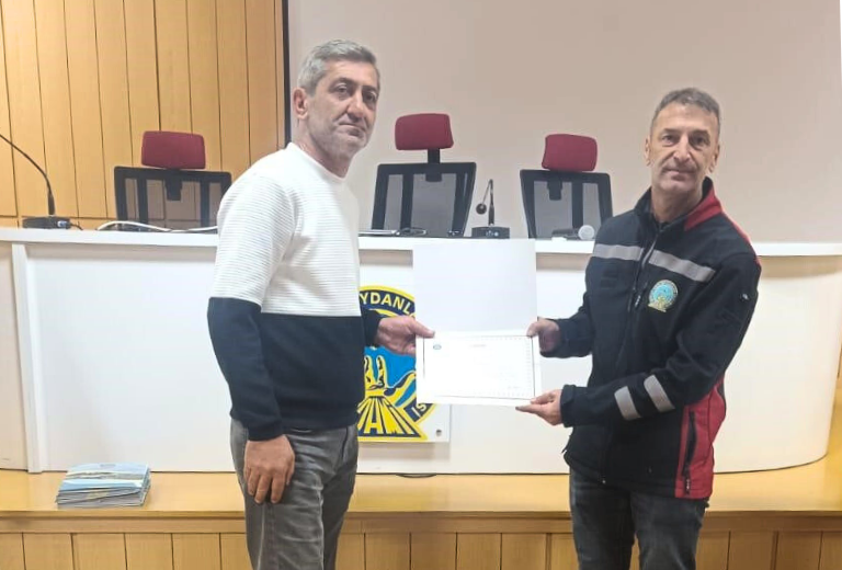 DHMİ HAVACILIK AKADEMİSİ'NDEN GÜRCİSTAN TİFLİS ve BATUM HAVALİMANI ARFF MEMURLARINA EĞİTİM VERİLDİ